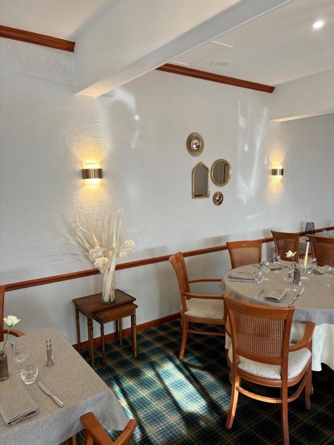 Hotel & Restaurant Le Cardinal Poix-de-Picardie エクステリア 写真